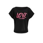 Maglietta a maniche corte ultraleggera MCT002, realizzata in tessuto modal, con stampa  glitterata in rosa neon „love is  the answer“, nero